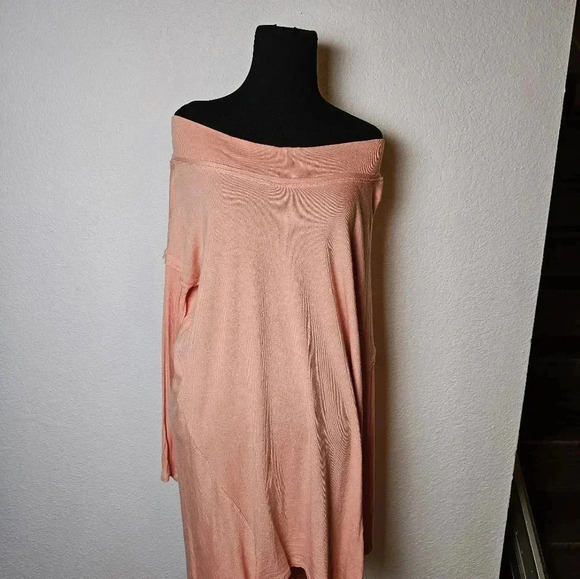We The Free peach long asymmetrical tunic - Picture 2 of 10